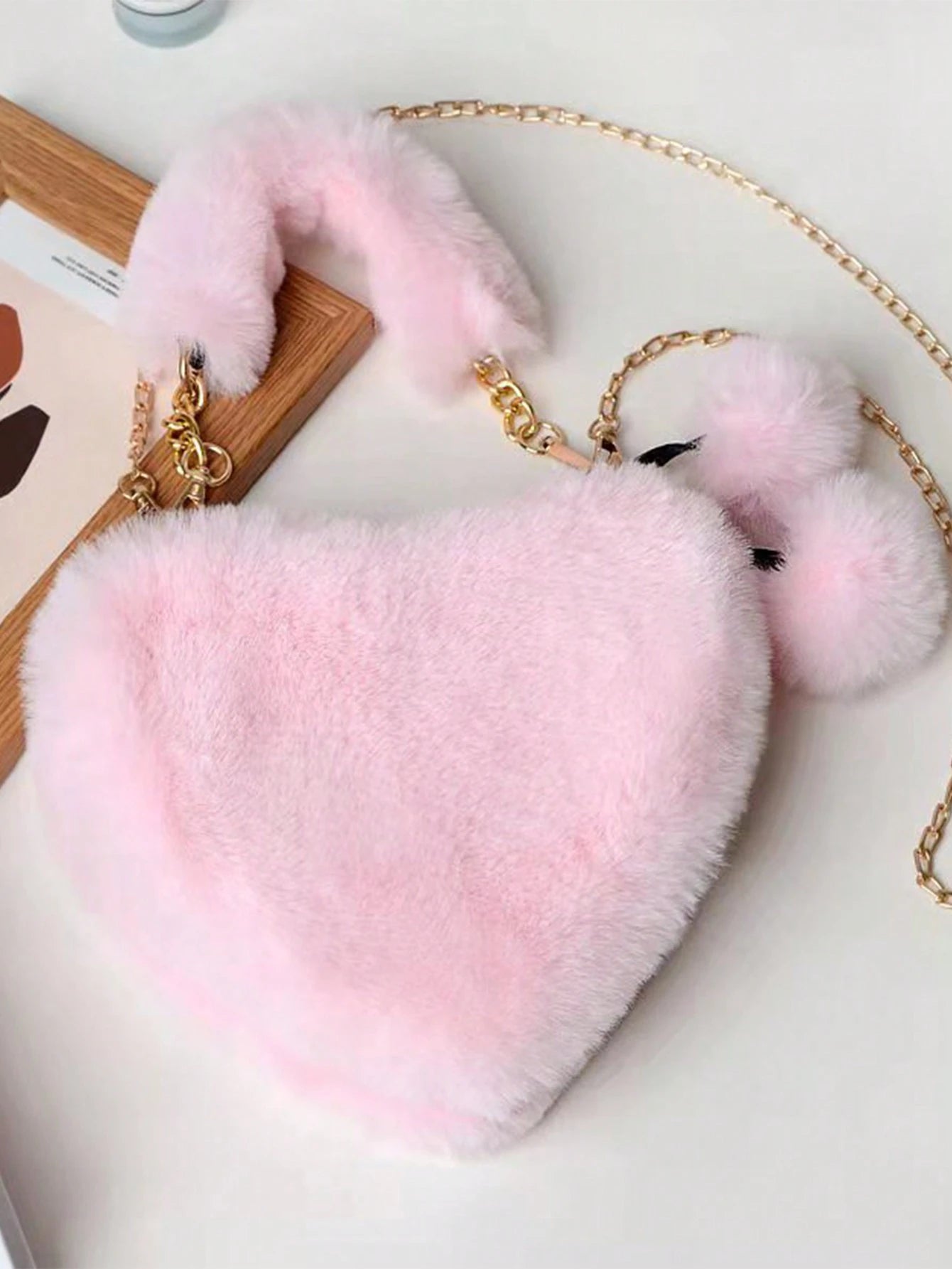 Furry Purse for Girls Heart Shaped Fluffy Handbag for Women Soft Small Shoulder Bag Clutch Purse with Metal Chain Strap . the Best Valentine'S Gifts for Girlfriend Lady & Woman. Perfect for Shopping, Daily Use, Perfect Valentine'S Day Gift for Her, Best Valentines' Gift Choice Ever, Fashionable Heart Purse, Perfectly Match with Valentine'S Day Dress